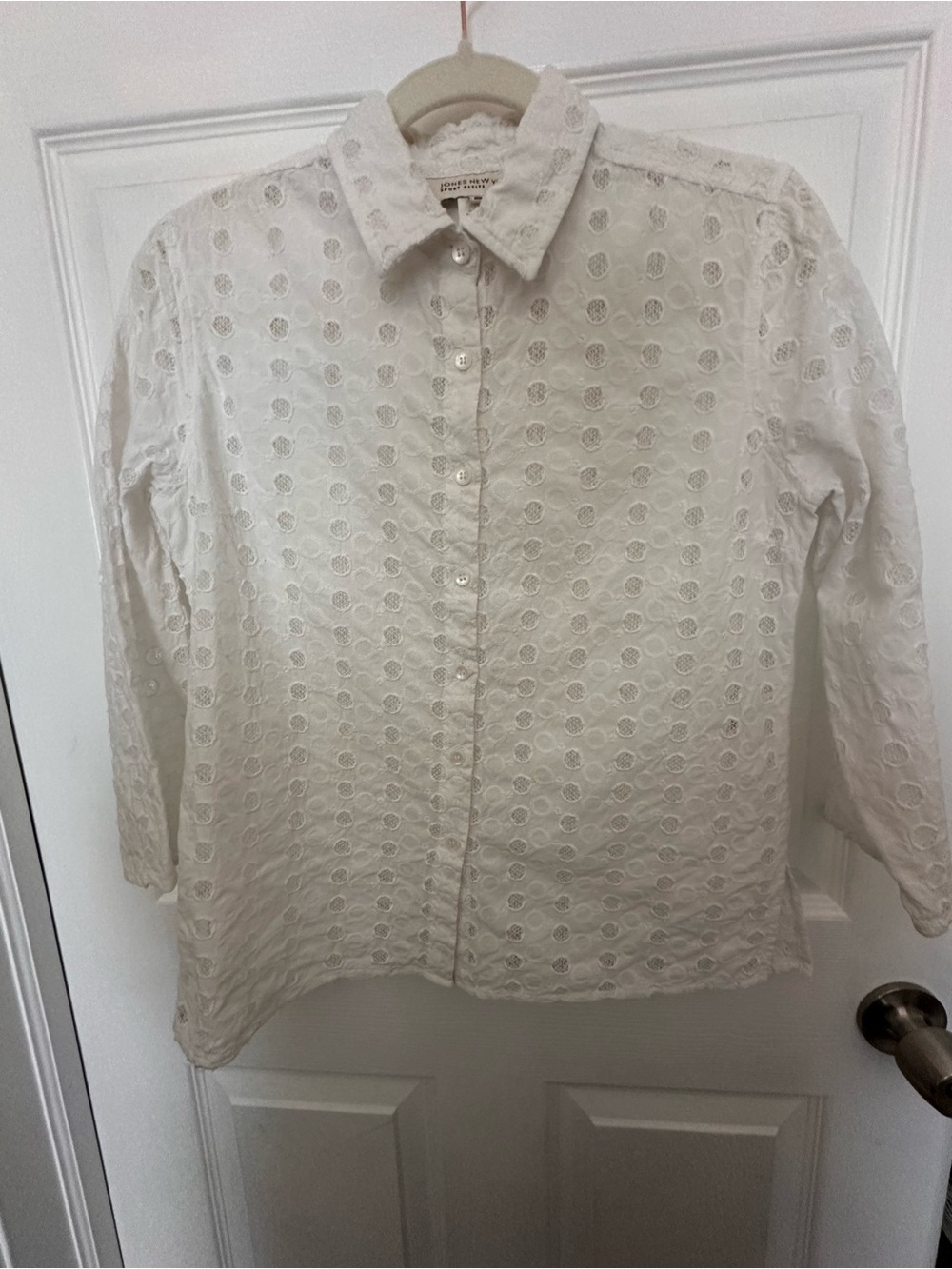 Women’s Jones New York Sport Petite White Eyelet Button-Down Shirt GUC Sz: PM